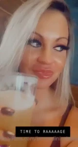 Like if you want these lips on your dick dicksuckinglips