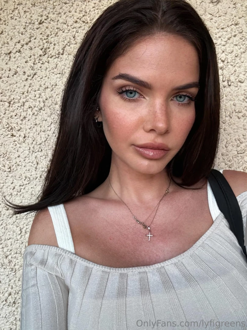 Woke up with the best vibes a big smile and so much positive energy to 