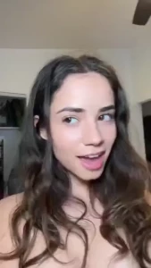 Who s that sexy thing