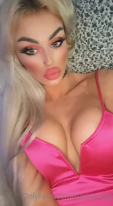 Let me be the dirty little secret u can t get enough of