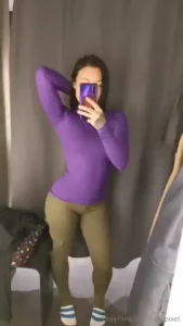 I love making videos in the fitting rooms lol