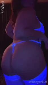 Dancing and fucking myself under the black light -- enjoy as i tease