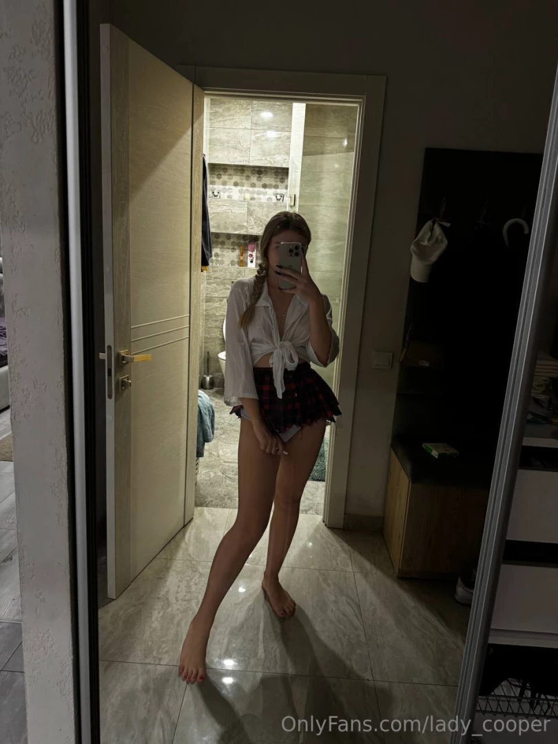 Heyyyy you like my look 