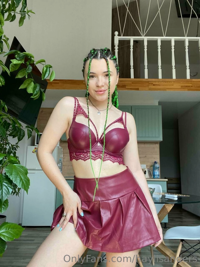 I want my subscribers in you to be strong and happy people like me 