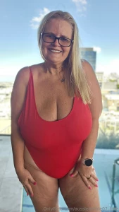 On a cruise till friday no internet or phone service please be patient part 1