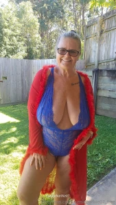 Lace and feathers in my backyard i get the boobs arse and pussy out