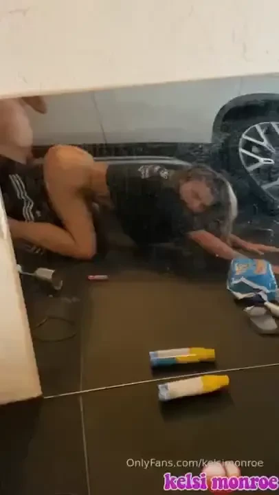 Sometimes i like to sneak out to the garage to fuck i get down on all 