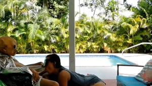 I wanted to make a sci-fi porn for my fans i call this the alien pussy part 1