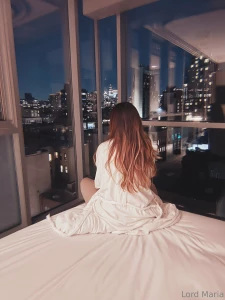 Pov i m on the phone with a friend and i ve been ignoring you for 3