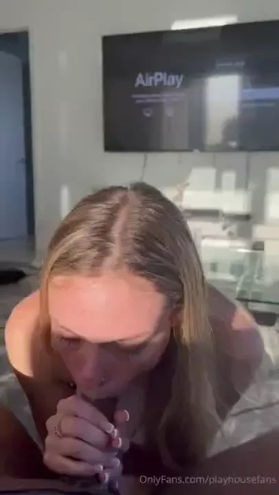 Badbarbiepriv has my dick hooked on her man 