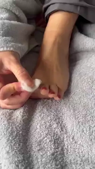 Time to help me with that pedicure help me out and tell me what colour 