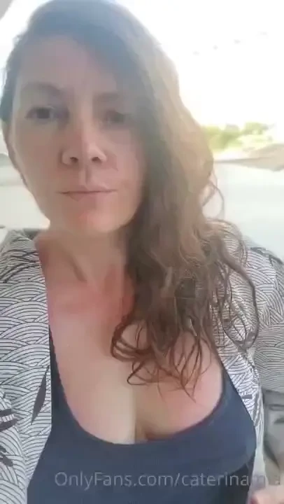 Oof you guys the sunburn on my boobies is nothing compared to my legs 