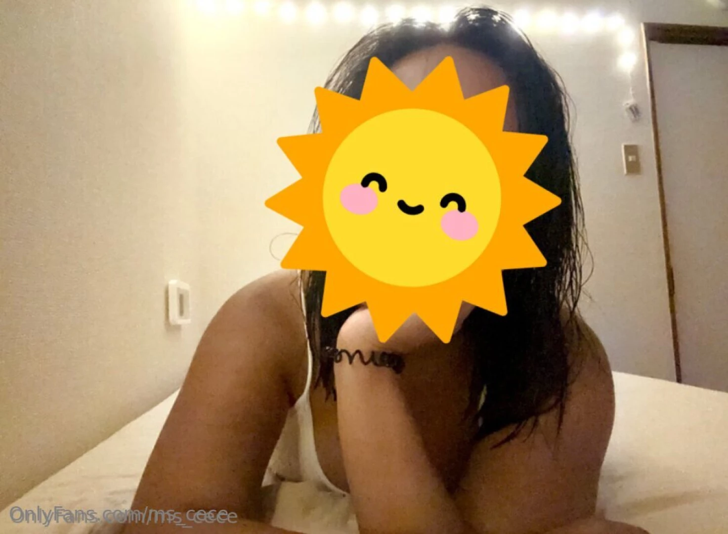 Whoever tips the most in the next 24 hours will receive a face reveal 