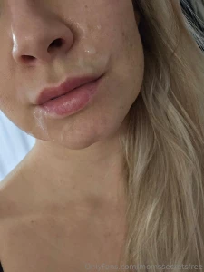 Kasvonaamio y ks saatu tuuthan kattoo mun livee su 12 1 klo 20 00 viel