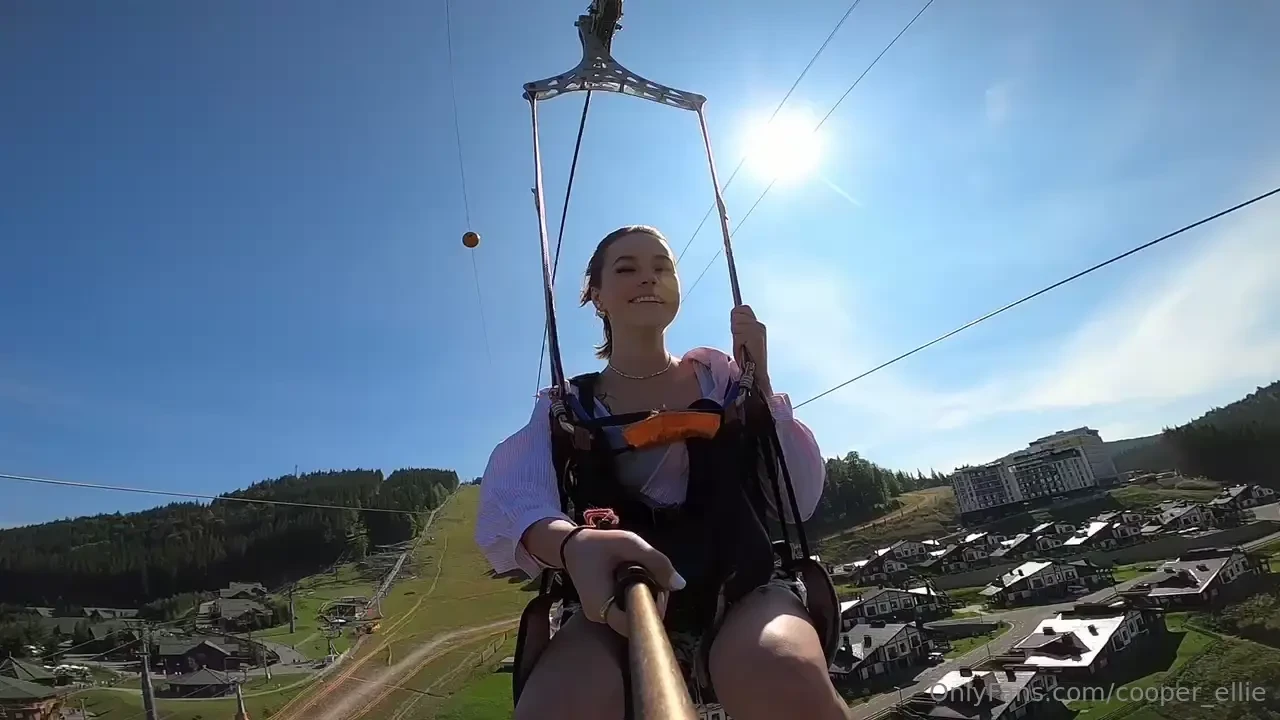 Mom im flying 