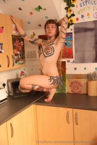 Hot stuff coming through part 4