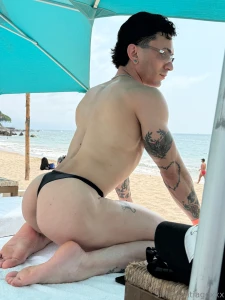 One pic away from making you lose control part 1