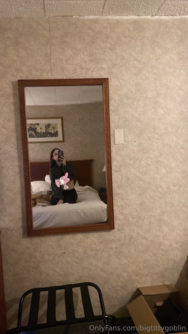 Unlock for twerking amp boobies in the mirror part 4 