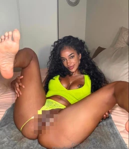Freckled dominican beauty drayadominicana is a onlyfans newbie don t part 195