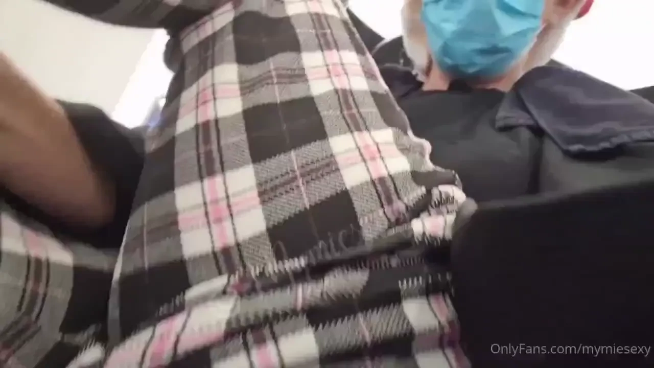 A stranger gave me the eye at the hairdresser s come and find out what 