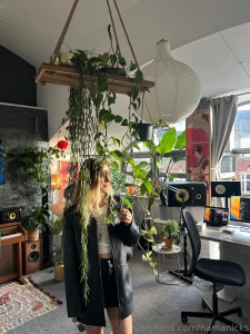 Give me a tour babe part 1