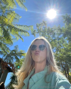 Sunshine good vibes and a splash of summer fun