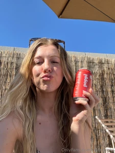 Sending kisses your way with my poppi