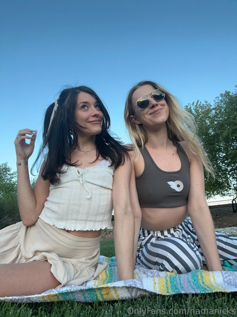 Just hanging with my bestie shorrtnsweeet 