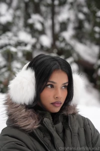 New set going out from tomorrow on my vip page can you guess the