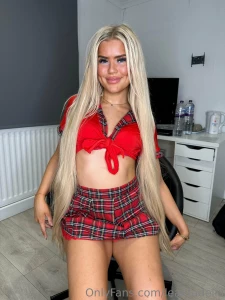 Message me to see what s under the skirt part 3