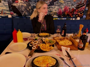 I really like to eat delicious what s ur fav food