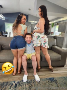 Lmfao the faces that johnnylovesu makes crack me up what a fucking part 2