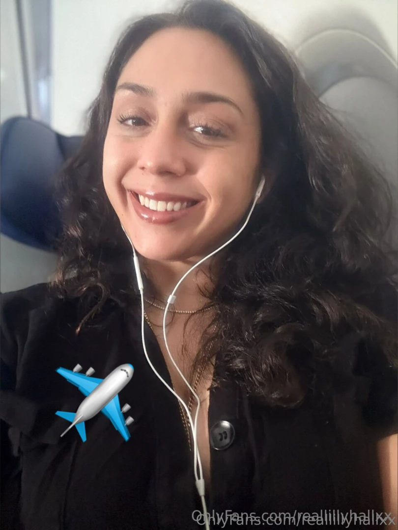 Back on a plane again i should be a flight attendant 