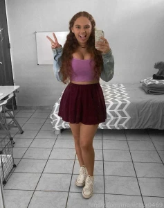 In case you were wondering how do i look with clothes one part 3