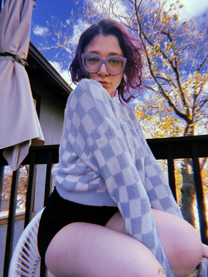 Merry xmas eve to all those who celebrate - i m traveling today to be 