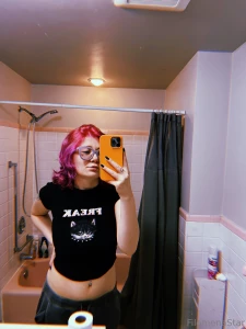 To totally toot my own horn since i did it myself god my hair looks part 1