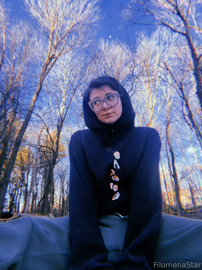 I sorta hated these pics after i took them so i never posted them well part 1 