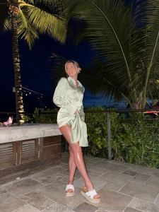 Holidaying is my fav