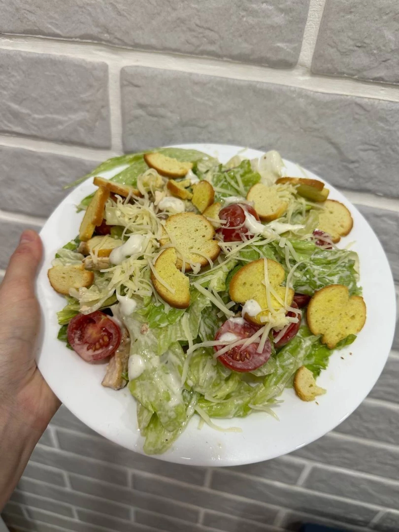 Today my lunch looks like this chicken caesar salad 