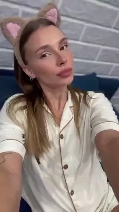 Hey everybody would you like me to host some games on your page if so 