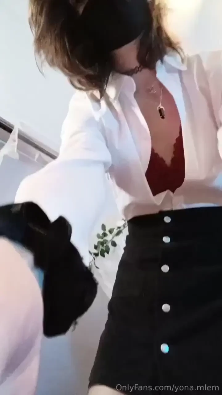 Now be a good pet and wear the collar proudly see me cum in your 