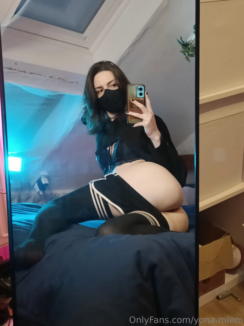 My ass is ready for a pounding part 3 