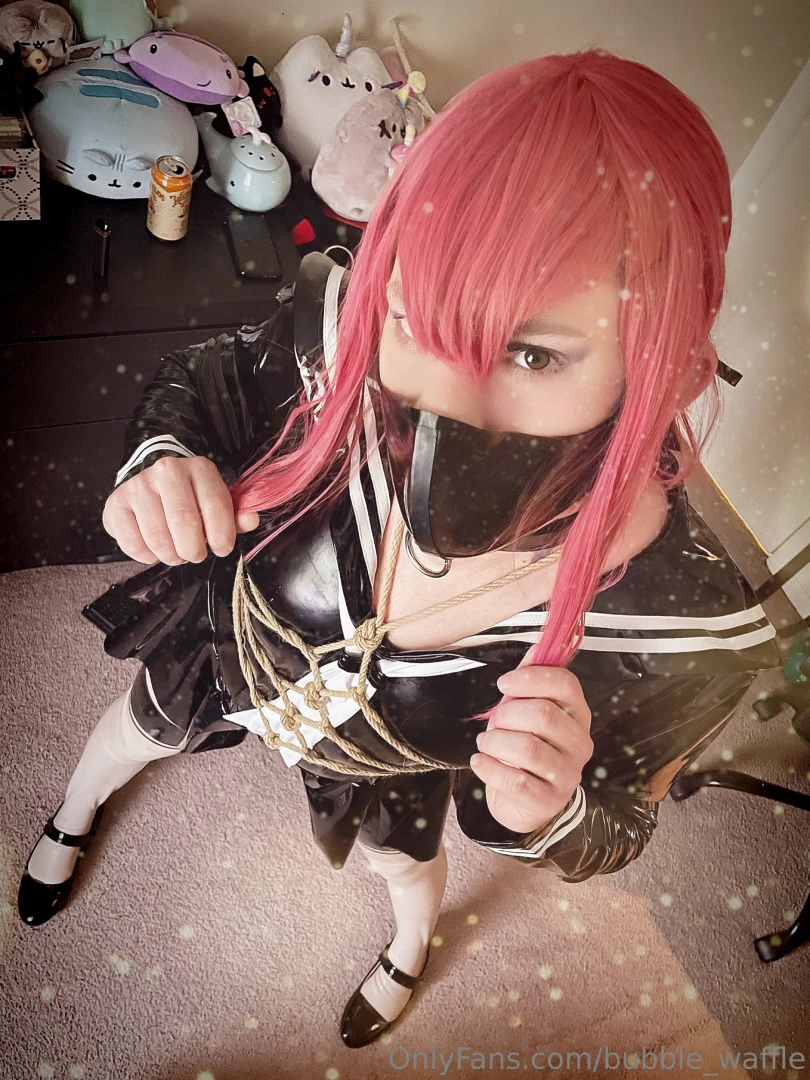 Some quick edits of a quick tie in my new school uniform 3 