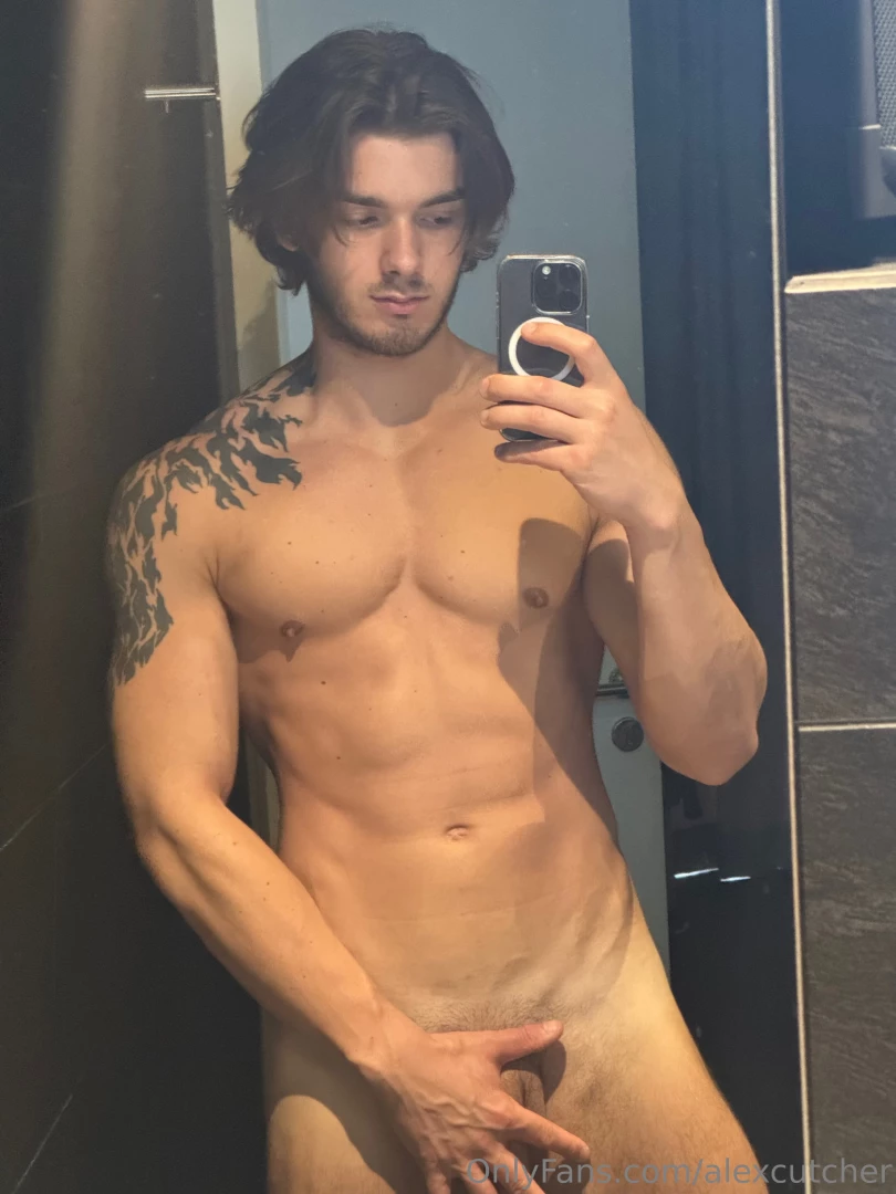 Mirror magic and a little bit of naughty mischief 