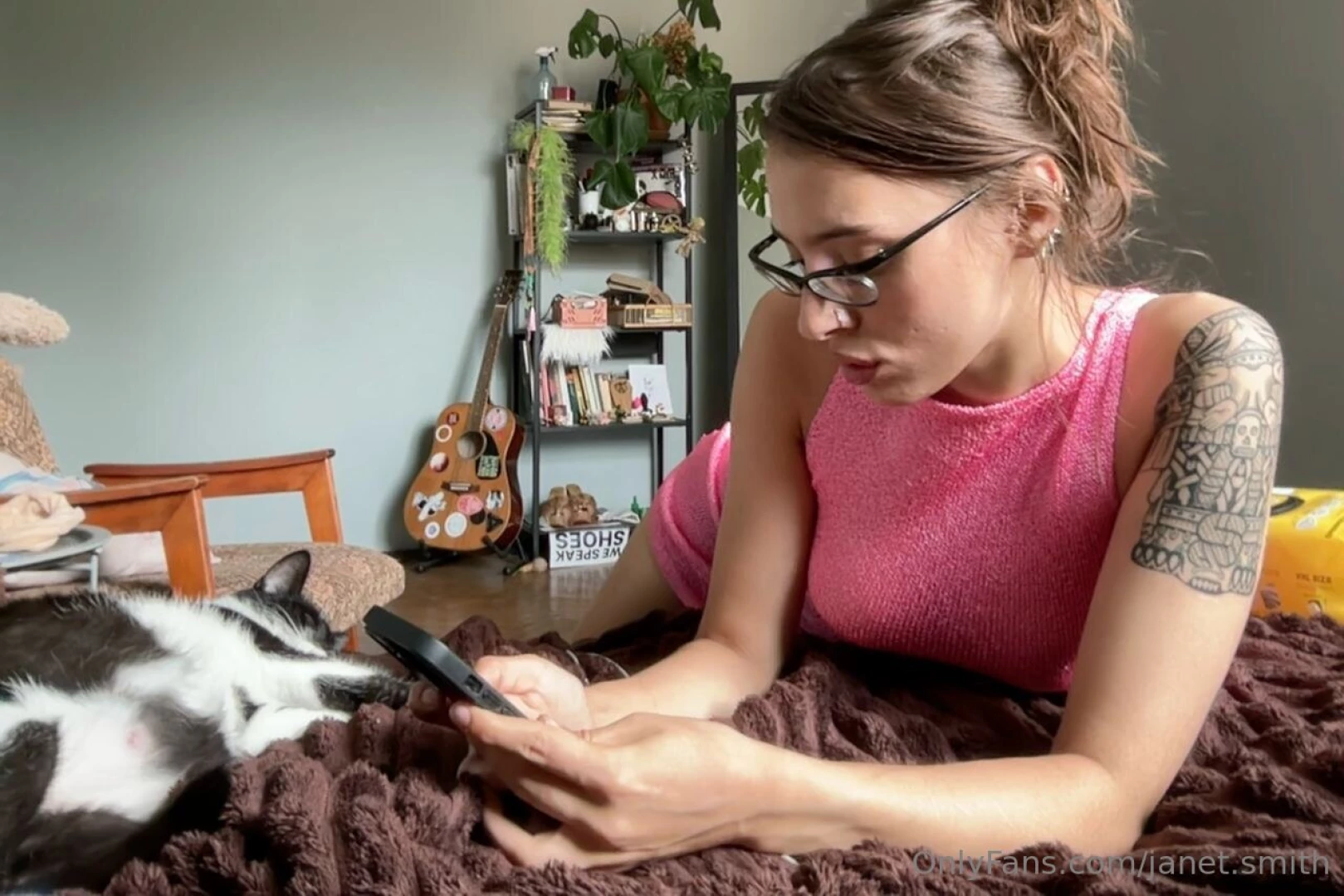 Hmmm guess who i m answering to part 3 