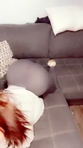 Do you like a girl in leggings