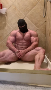 Get your head in between daddys legs