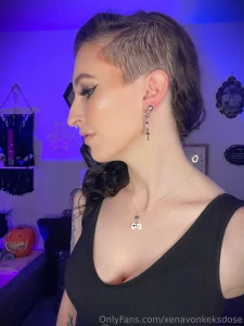 My new hairstyle isn t it cute and edgy part 3