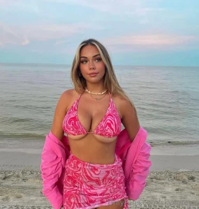 Daydreaming about us