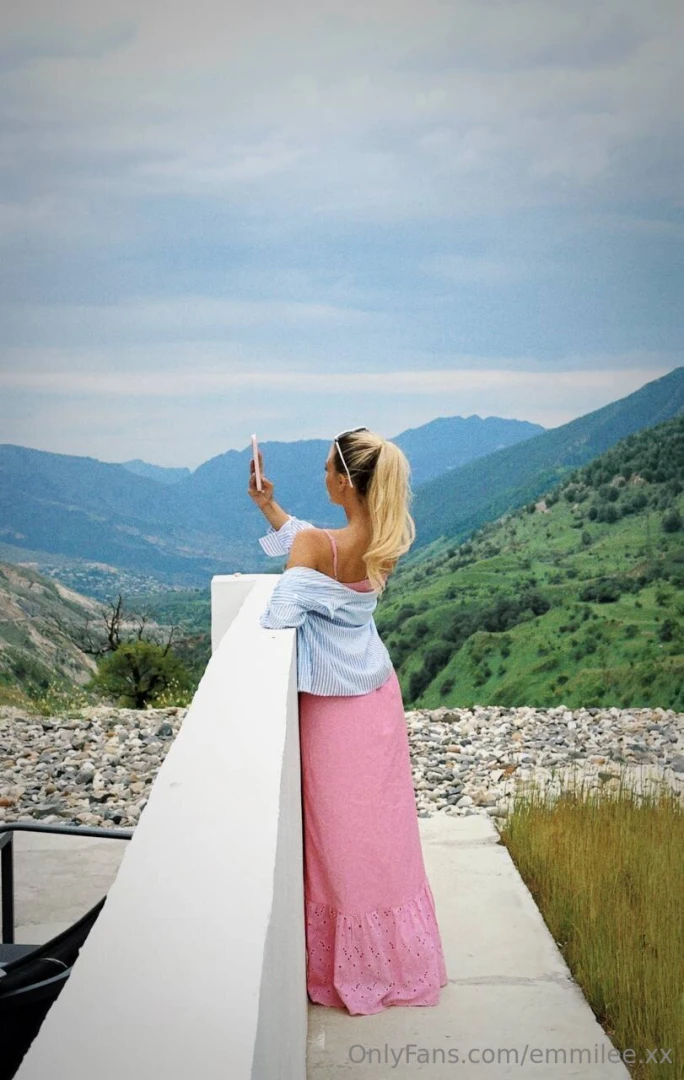 Today i want to talk about dior it s timeless elegant and has that 